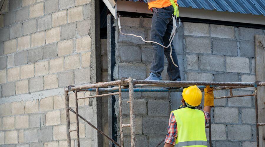 Expert Emergency Roof Repairs services in Schleswig, IA
